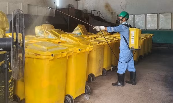 Đẩy mạnh kiểm tra, thanh tra việc xử lý chất thải y tế