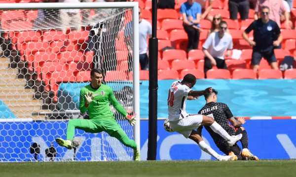 ĐT Anh 1-0 Croatia: Người hùng Sterling