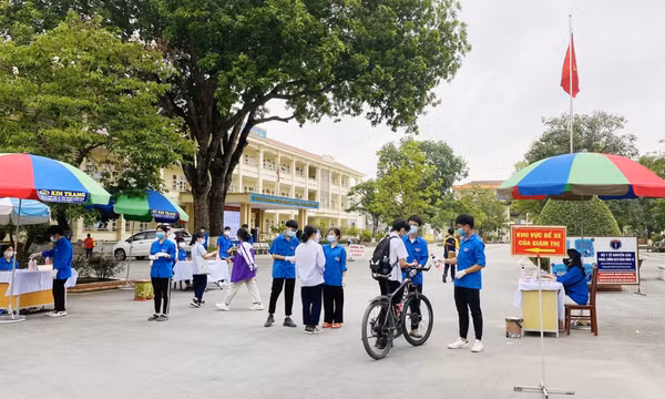  Tuổi trẻ Quảng Ninh thi đua làm theo lời Bác