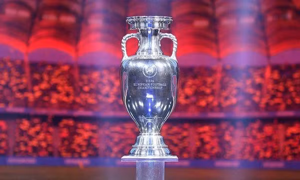 Hé lộ mức tiền thưởng EURO 2020: Đội vô địch có thể ‘bỏ túi’ gần 1.000 tỉ đồng