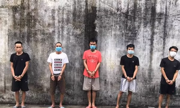 Triệt xoá đường dây ma tuý, bắt 5 đối tượng