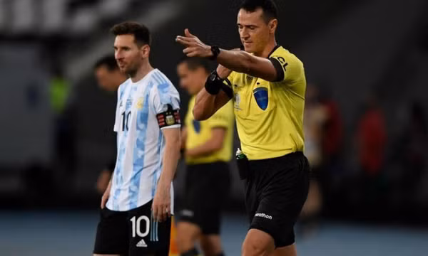 Argentina mất điểm ngày ra quân Copa America