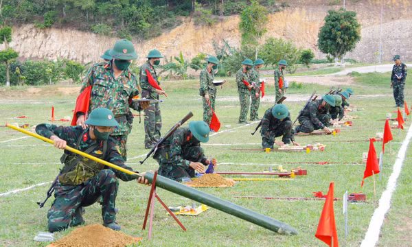 Quân khu 3: Kiểm tra kết quả huấn luyện giai đoạn I tại Trung đoàn 244