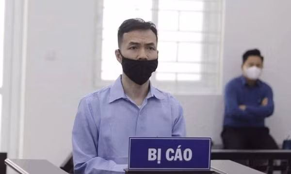 Giả nhân viên ngân hàng giải quyết nợ xấu, chiếm đoạt hơn 1,7 tỷ đồng