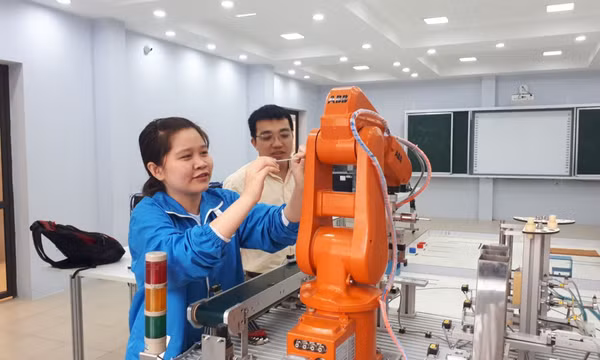 Đề nghị các trường nghề không tăng học phí trong năm học 2021-2022 do dịch COVID-19