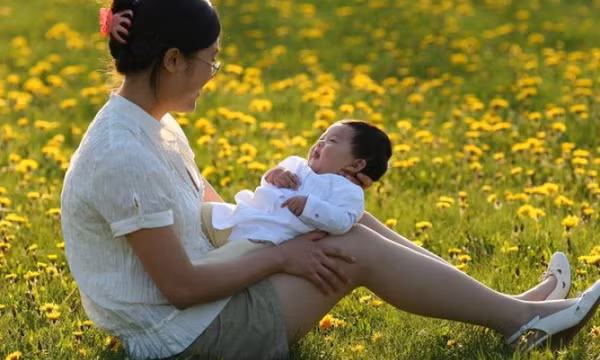 Bổ sung vitamin D cho trẻ đúng cách