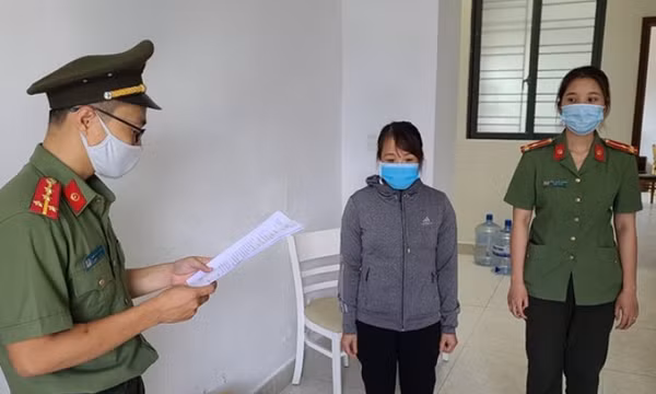 Bắt nữ giám đốc giúp người Trung Quốc nhập cảnh trái phép