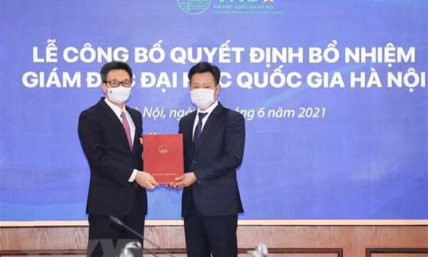 Trao quyết định bổ nhiệm Giám đốc Đại học Quốc gia Hà Nội