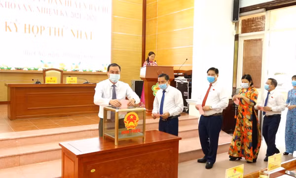 Kỳ họp thứ nhất HĐND huyện Ba Chẽ khóa XX, nhiệm kỳ 2021-2026