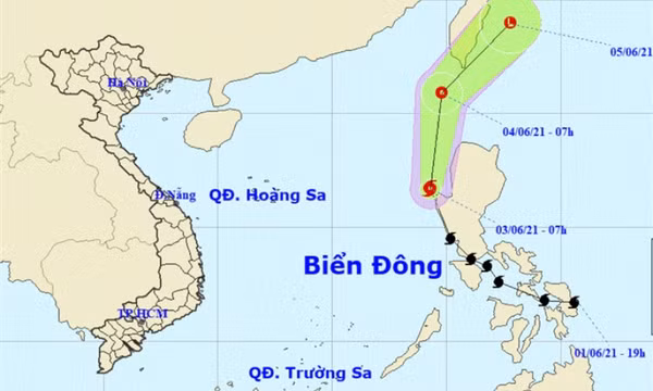 Bão Choi-Wan giật cấp 10 đi vào Biển Đông, trở thành cơn bão số 1 năm 2021