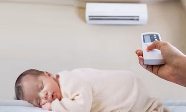Có nên dùng điều hòa cho trẻ sơ sinh?
