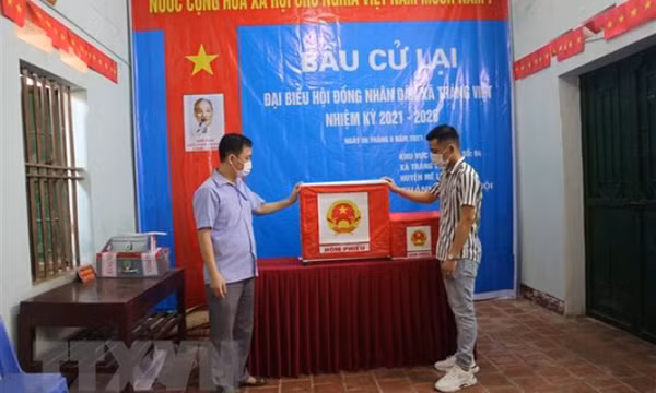 Hà Nội xử lý sai phạm nghiêm trọng trong bầu cử HĐND xã Tráng Việt