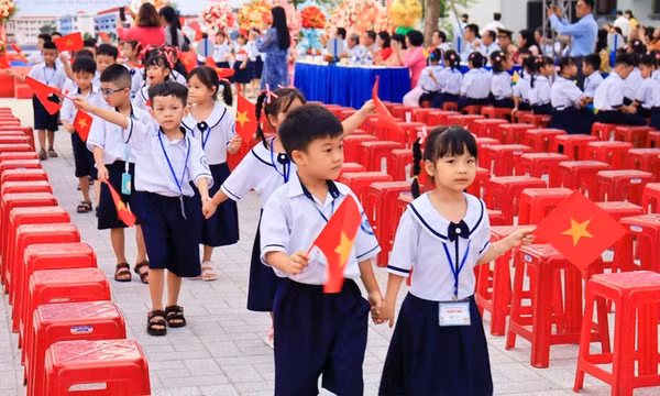 Miễn học phí cho học sinh cả nước: Cần thêm 8.200 tỷ đồng 