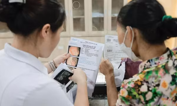 Yêu cầu các bệnh viện tổng rà soát việc kê đơn thuốc và sử dụng sữa