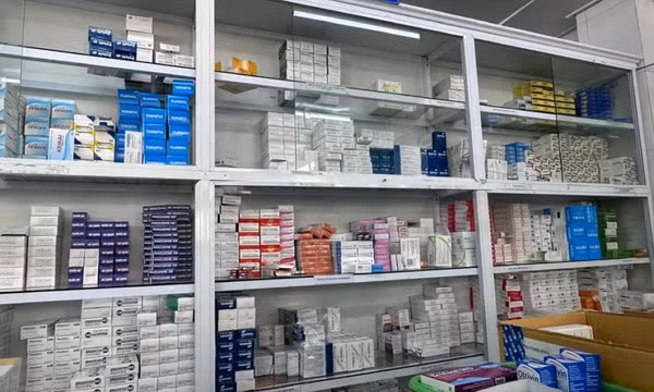 Rà soát, xử lý nghiêm nhân viên y tế vi phạm kê đơn thực phẩm chức năng và sữa