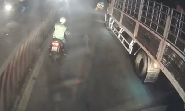 Vụ nam công nhân tông đuôi xe container tử vong: Nghi vấn nạn nhân bị truy đuổi