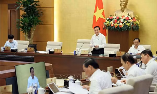 Chỉnh sửa luật phục vụ nhiệm vụ đổi mới, sắp xếp, tinh gọn tổ chức bộ máy