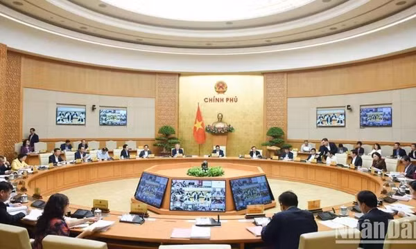 Nỗ lực vượt qua mọi cú sốc, khó khăn, thách thức, bảo đảm tăng trưởng như mục tiêu đề ra