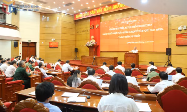 Cụ thể hoá nghị quyết của Đảng phù hợp với tình hình thực tiễn 