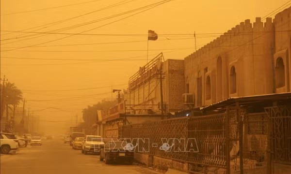 Bão cát nghiêm trọng tấn công Iraq, hơn 1.800 người nhập viện