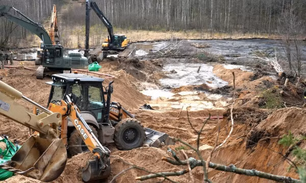 Tìm thấy thi thể 3 binh sĩ Mỹ mất tích và xe bọc thép trong đầm lầy ở Lithuania
