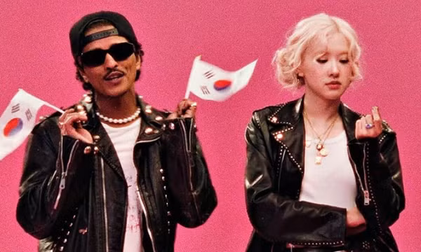 MV APT. của Rosé và Bruno Mars lập kỷ lục với 1,5 tỉ lượt xem