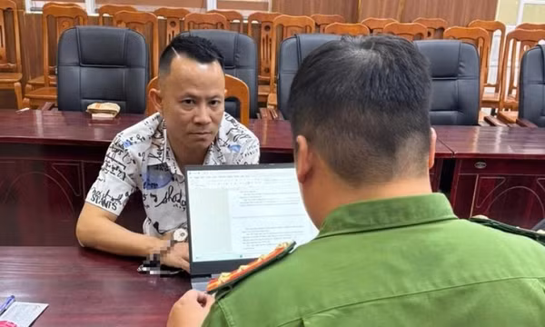 Bắt chủ nhóm kín ‘Lan Quế Phường’, điều tra hành vi môi giới mại dâm