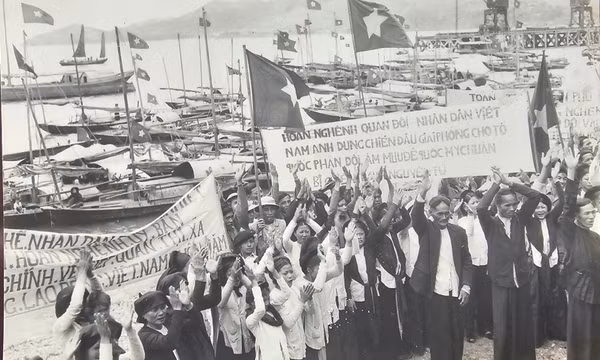 Cuộc đấu tranh không tiếng súng 