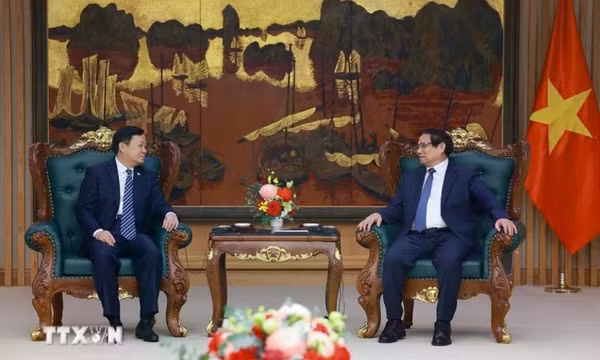 Thủ tướng Phạm Minh Chính tiếp Chủ tịch Tập đoàn tàu bay thương mại Trung Quốc