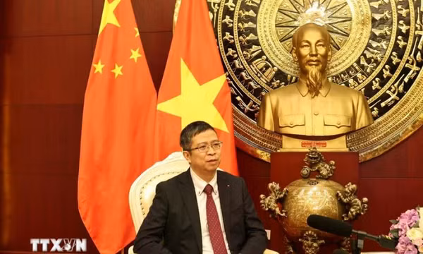 Quan hệ Việt Nam-Trung Quốc duy trì đà phát triển mạnh mẽ, tích cực