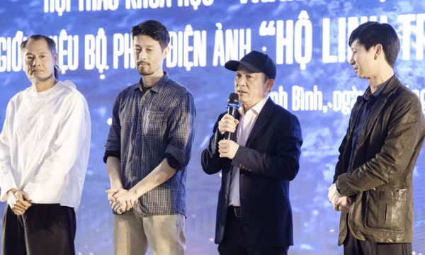 Johnny Trí Nguyễn làm đạo diễn võ thuật