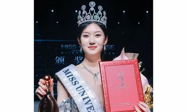Hoa hậu Hoàn vũ Trung Quốc bị tước vương miện