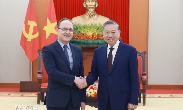 Tổng Bí thư: Việt Nam luôn coi Nga là một trong những đối tác ưu tiên hàng đầu