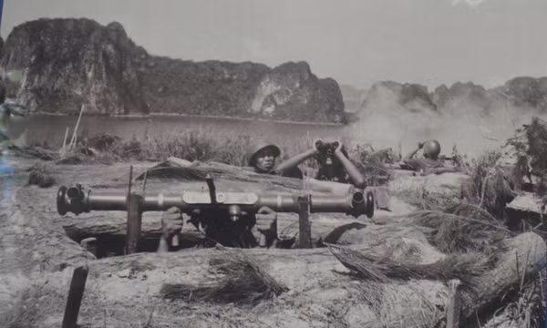 "Tam giác lửa" - Tam giác thơ thời chống Mỹ