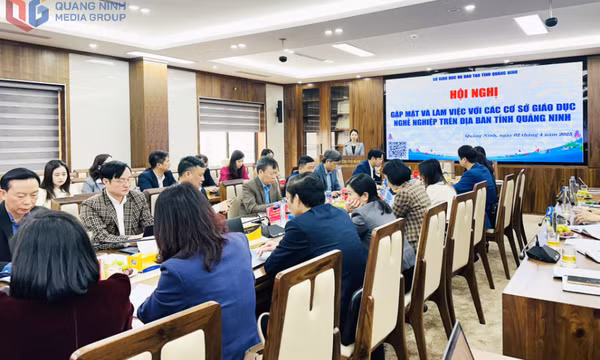 Sở GD&ĐT làm việc với các cơ sở giáo dục nghề nghiệp