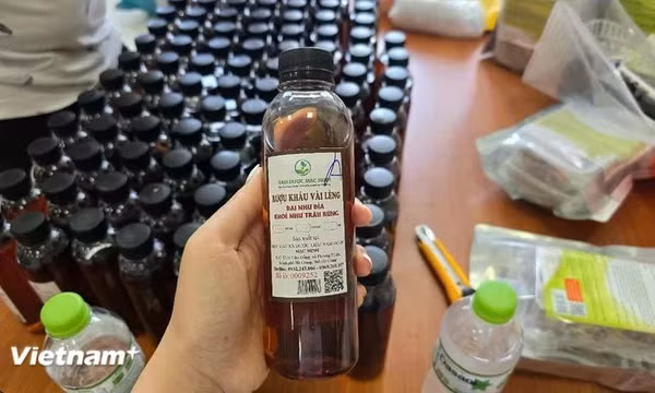 Khởi tố 9 đối tượng bán thuốc sinh lý giả, thông báo tìm các bị hại