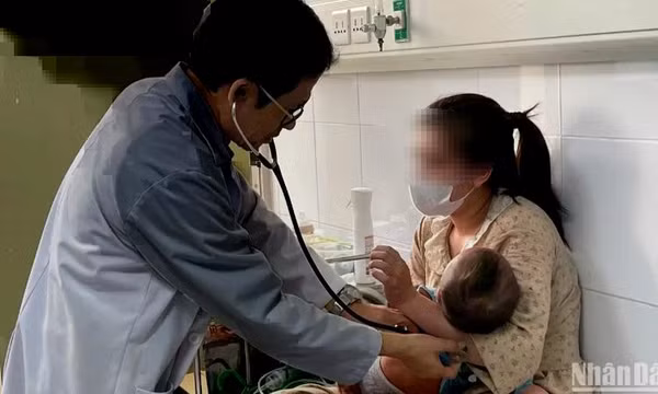 Bộ Y tế khuyến cáo nhóm có nguy cơ cao diễn biến nặng liên quan đến sởi