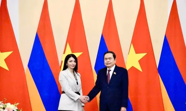 Chủ tịch Quốc hội Trần Thanh Mẫn tiếp Chủ tịch Nhóm Nghị sĩ hữu nghị Armenia-Việt Nam