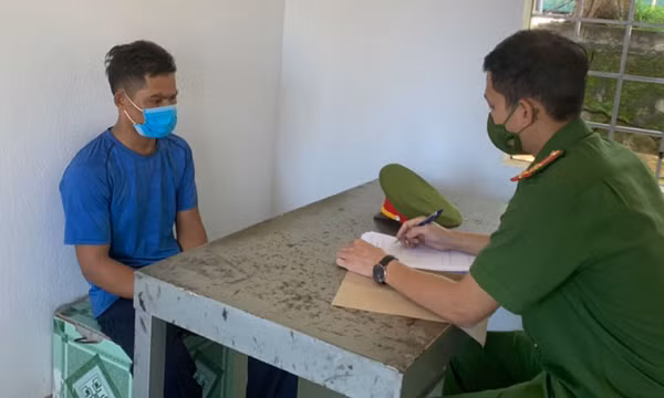 Quấy rối rồi tấn công 2 nữ nhân viên lấy mẫu test COVID-19