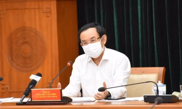 Bí thư TP.HCM: Chọn Củ Chi và quận 7 thí điểm cho kịch bản 'bình thường mới'