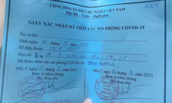 'Ông anh' phó phường giúp cô gái tiêm vắc xin Pfizer bị đình chỉ công tác