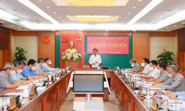Ủy ban Kiểm tra Trung ương quyết định thi hành kỷ luật một số lãnh đạo