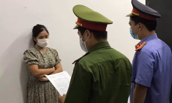Lừa đảo bằng hình thức bán suất tiêm vaccine ngừa COVID-19