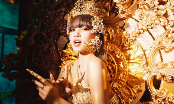 Lisa (BLACKPINK) trượt cúp đầu tiên, fan phẫn nộ