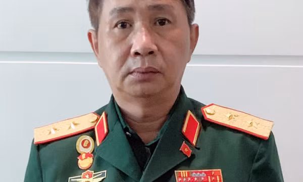 Bắt giữ người đàn ông giả mạo trung tướng quân đội