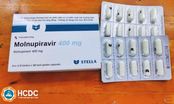Nhiều cán bộ dược bị tình nghi bán thuốc molnupiravir
