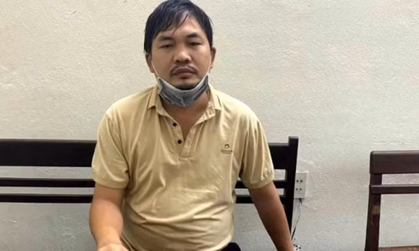 Tự xưng sếp, lừa "xin việc" giáo viên và nữ sinh viên ngành Sư phạm