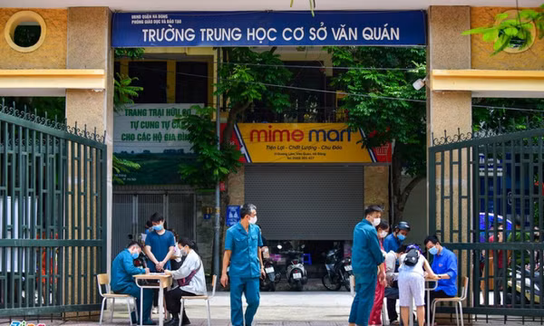 Bộ Y tế: 6 trường hợp cần thận trọng khi tiêm vaccine Covid-19