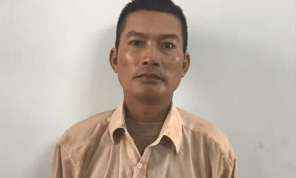 Gặp phải kẻ bạo dâm, thiếu nữ phải đi cấp cứu