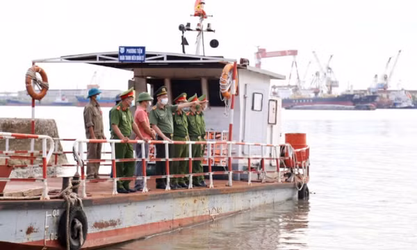 Dũng cảm, trách nhiệm trên tuyến đầu chống dịch